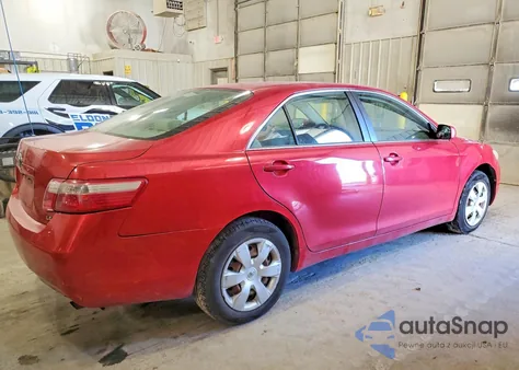 2007 Toyota Camry Ce z USA, uszkodzony, nr VIN 4T1BE46K17U127350